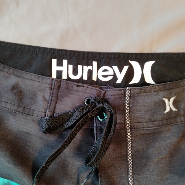 Hurley(ハーレー)の☆Hurley　ハーフパンツ　32インチ メンズのパンツ(ショートパンツ)の商品写真