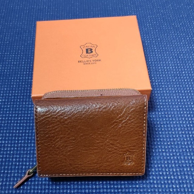 新品、未使用 BELLIES YORK コンパクト財布 イタリアンレザー 皮革