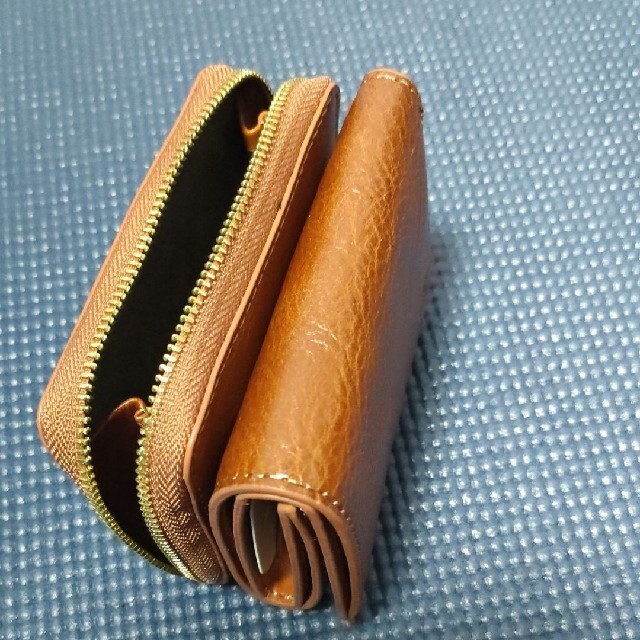 新品、未使用 BELLIES YORK コンパクト財布 イタリアンレザー 皮革 3