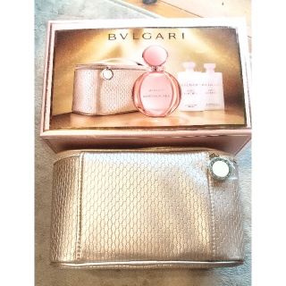 ブルガリ(BVLGARI)のりり*様専用❀新品☆未使用❀ブルガリ✿バニティポーチ(ポーチ)