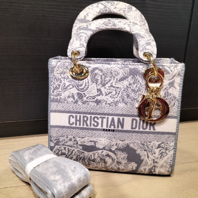 セール2023】Christian Dior - DIOR LADY D-LITE ミディアムバッグ ...