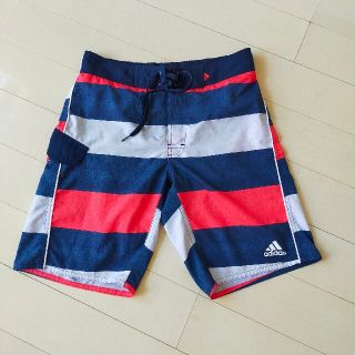 アディダス(adidas)のトリコロール♥ハーフパンツ♥スイムウェア(ショートパンツ)