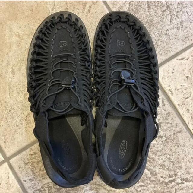 KEEN ユニークサンダル