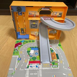 タカラトミー(Takara Tomy)のトミカワールド パノラマケース ミニカー収納ケース コレクションケース(電車のおもちゃ/車)