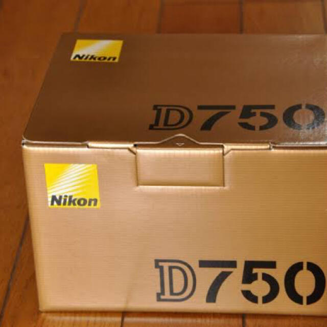 Nikon - Nikon デジタル一眼レフカメラ D750 ほぼ新品
