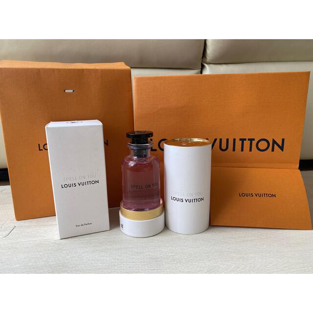LOUIS VUITTON(ルイヴィトン)のルイヴィトン　香水　SPELL ON YOU コスメ/美容の香水(ユニセックス)の商品写真
