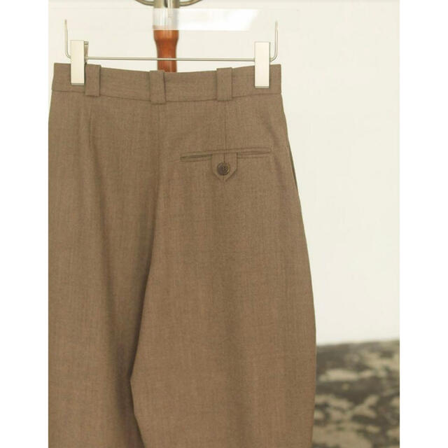 TODAYFUL(トゥデイフル)のTODAYFUL  Finewool Tuck Trousers レディースのパンツ(カジュアルパンツ)の商品写真
