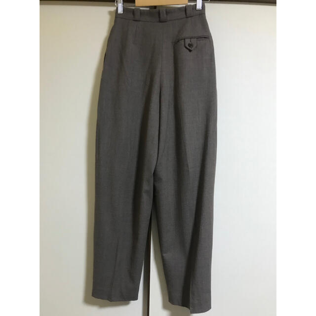 TODAYFUL(トゥデイフル)のTODAYFUL  Finewool Tuck Trousers レディースのパンツ(カジュアルパンツ)の商品写真