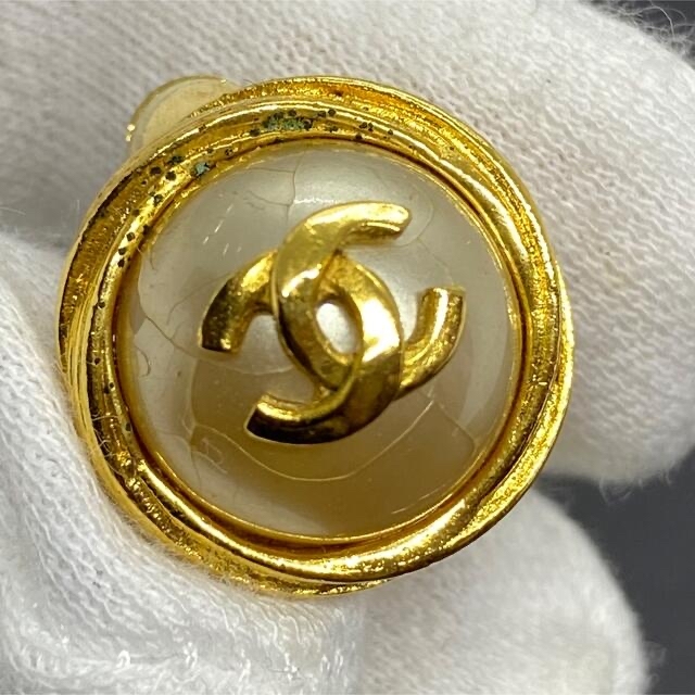 CHANEL(シャネル)のCHANEL シャネル ヴィンテージ パール イヤリング 96A レディースのアクセサリー(イヤリング)の商品写真