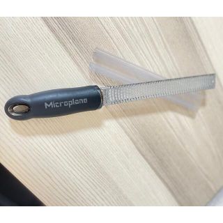 マイクロプレイン　ブラック　/　Microplane(調理道具/製菓道具)