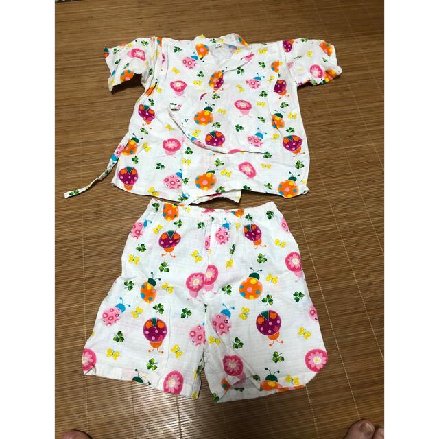 甚平　100cm 白　てんとう虫　女の子 キッズ/ベビー/マタニティのキッズ服女の子用(90cm~)(甚平/浴衣)の商品写真