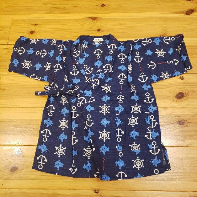 Combi mini(コンビミニ)のCombimini コンビミニ マリン柄 甚平 100cm キッズ/ベビー/マタニティのキッズ服女の子用(90cm~)(甚平/浴衣)の商品写真