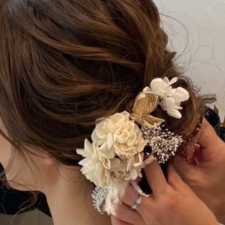 髪飾り　結婚式　成人式(ヘアアクセサリー)