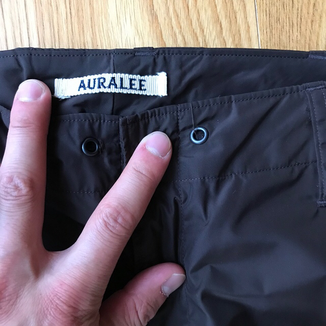 AURALEE(オーラリー)のオーラリー ナイロン パンツ  メンズのパンツ(ワークパンツ/カーゴパンツ)の商品写真