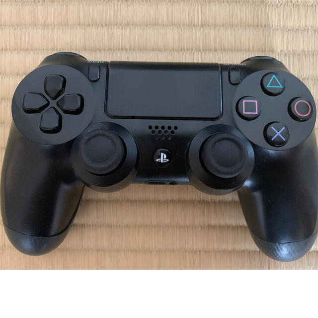 SONY(ソニー)のps4 本体 SONY PlayStation4  CUH-1200AB01＋ エンタメ/ホビーのゲームソフト/ゲーム機本体(家庭用ゲーム機本体)の商品写真