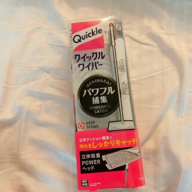 クイックルワイパー フロア用掃除道具 本体+2種類シートセット インテリア/住まい/日用品の日用品/生活雑貨/旅行(日用品/生活雑貨)の商品写真