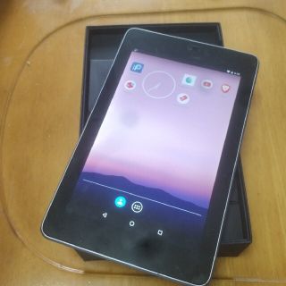 スマホ/家電/カメラnexus7 タブレット本体 ほぼ新品