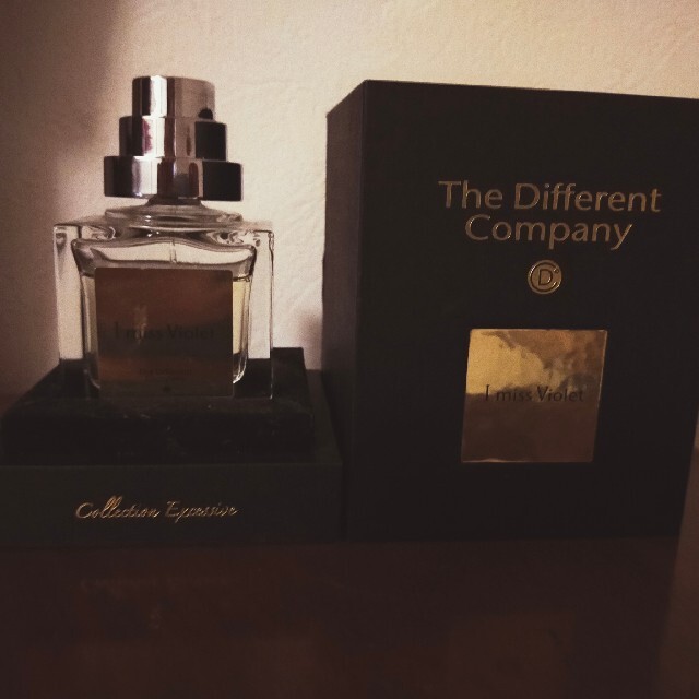 ユニセックスThe different company I miss violet