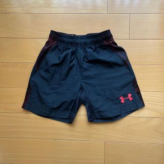 アンダーアーマー(UNDER ARMOUR)の【ryuさま専用】アンダーアーマー　ショートパンツ　YSM(130)(パンツ/スパッツ)