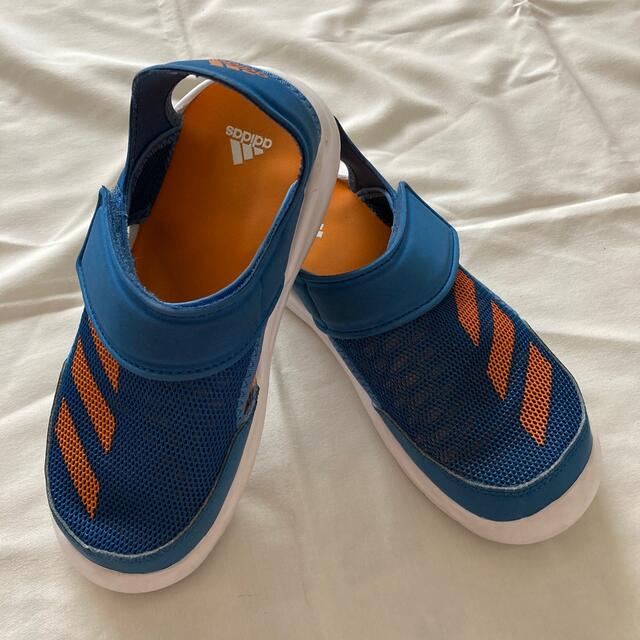 adidas(アディダス)のadidas アディダス　キッズサンダル　21cm キッズ/ベビー/マタニティのキッズ靴/シューズ(15cm~)(アウトドアシューズ)の商品写真