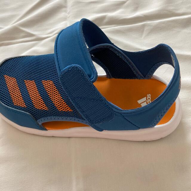 adidas(アディダス)のadidas アディダス　キッズサンダル　21cm キッズ/ベビー/マタニティのキッズ靴/シューズ(15cm~)(アウトドアシューズ)の商品写真