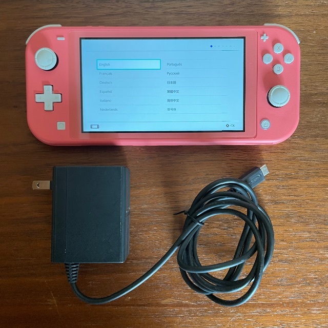 ゲームソフト/ゲーム機本体Nintendo Switch Lite コーラル