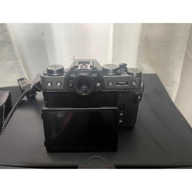 富士フイルム(フジフイルム)のFujifilm XT 30 XF 18-55 mm f2.8-4 レンズキット スマホ/家電/カメラのカメラ(レンズ(ズーム))の商品写真