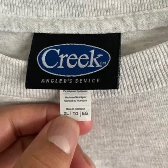 1LDK SELECT(ワンエルディーケーセレクト)のcreek angler's device Tシャツ KAMO　在原みゆ紀 メンズのトップス(Tシャツ/カットソー(半袖/袖なし))の商品写真