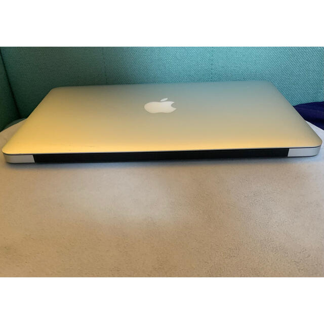 Apple(アップル)のMacBook Air 11 i5 4GB 128GB 2012  スマホ/家電/カメラのPC/タブレット(ノートPC)の商品写真