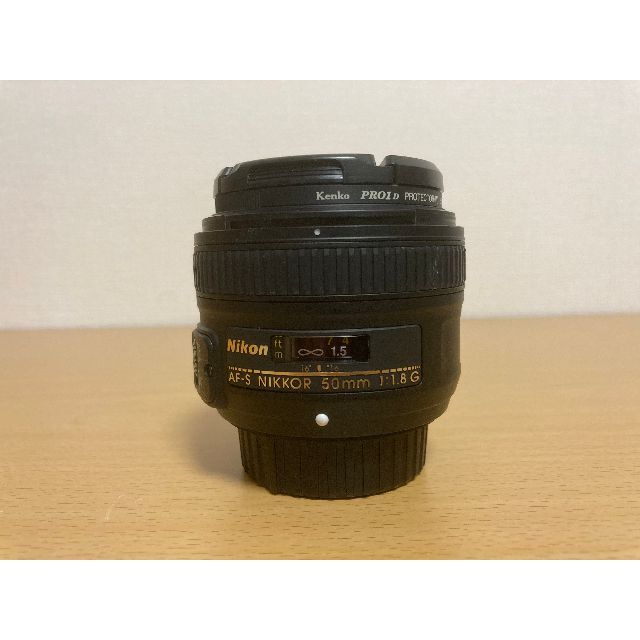 Nikon(ニコン)のAF-S NIKKOR 50mm f/1.8G（Kenkoフィルター付き） スマホ/家電/カメラのカメラ(レンズ(単焦点))の商品写真