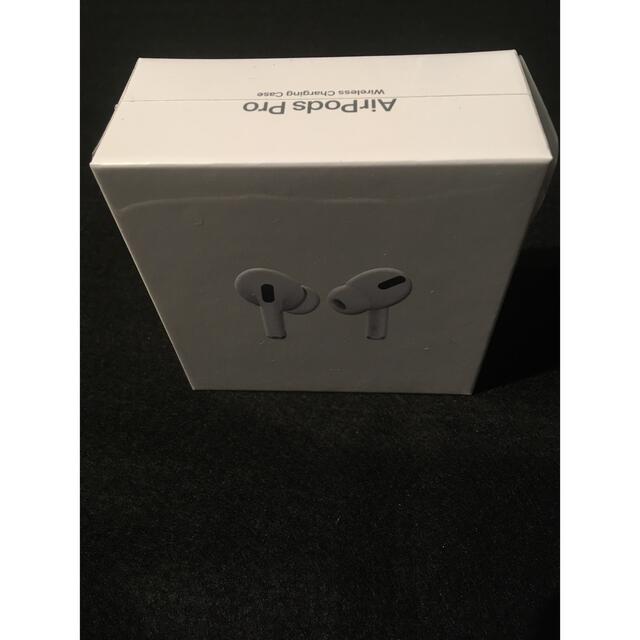 Apple(アップル)のAirPods Pro 新品　国内正規品 スマホ/家電/カメラのオーディオ機器(ヘッドフォン/イヤフォン)の商品写真