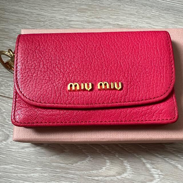 今こそ送料無料!】 miumiu カードケース 名刺入れ/定期入れ