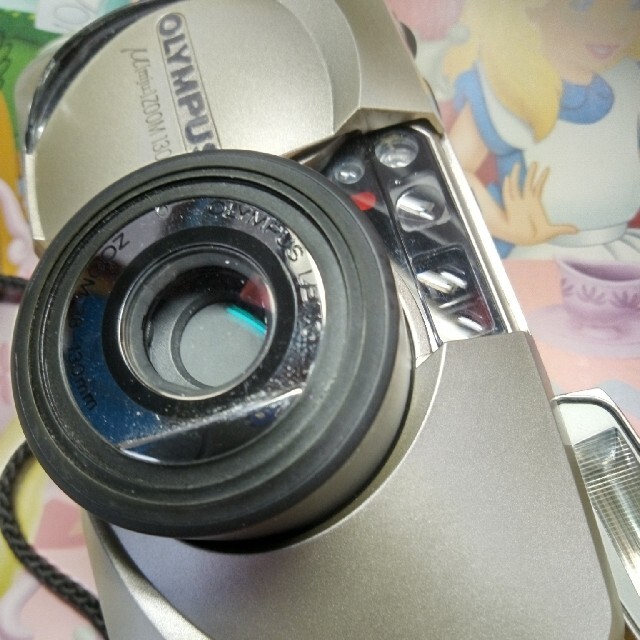 Olympus Mj Zoom130ストラップ付きフィルムカメラ美品 スマホ/家電/カメラのカメラ(フィルムカメラ)の商品写真