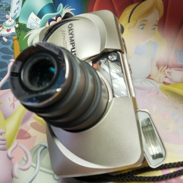 Olympus Mj Zoom130ストラップ付きフィルムカメラ美品 スマホ/家電/カメラのカメラ(フィルムカメラ)の商品写真