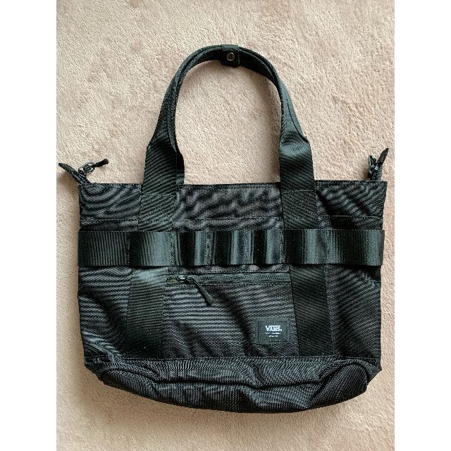 VANS(ヴァンズ)の VANSウェア Full-Fledged Tote Bag BLACK メンズのバッグ(トートバッグ)の商品写真