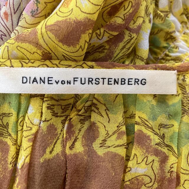 DIANE von FURSTENBERG(ダイアンフォンファステンバーグ)のダイアンフォンファステンバーグ　シルク100％ワンピース レディースのワンピース(ミニワンピース)の商品写真