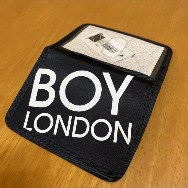 新品 未使用 BOY LONDON 黒色 定期＆パスケース  メンズのファッション小物(名刺入れ/定期入れ)の商品写真