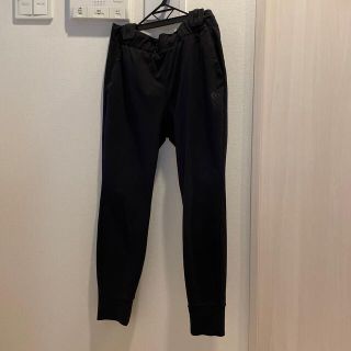 シースリーフィット(C3fit)のC3fit シャープテックロングパンツ 3FW57321 レディースLブラック(トレーニング用品)