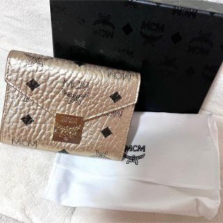 ギャランテ MCM - ☆MCM☆ロゴラブパッチ☆ウォレットの通販 by ...