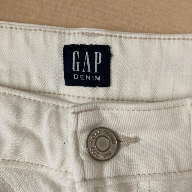 GAP(ギャップ)のGAP   ホワイトデニム レディースのパンツ(デニム/ジーンズ)の商品写真