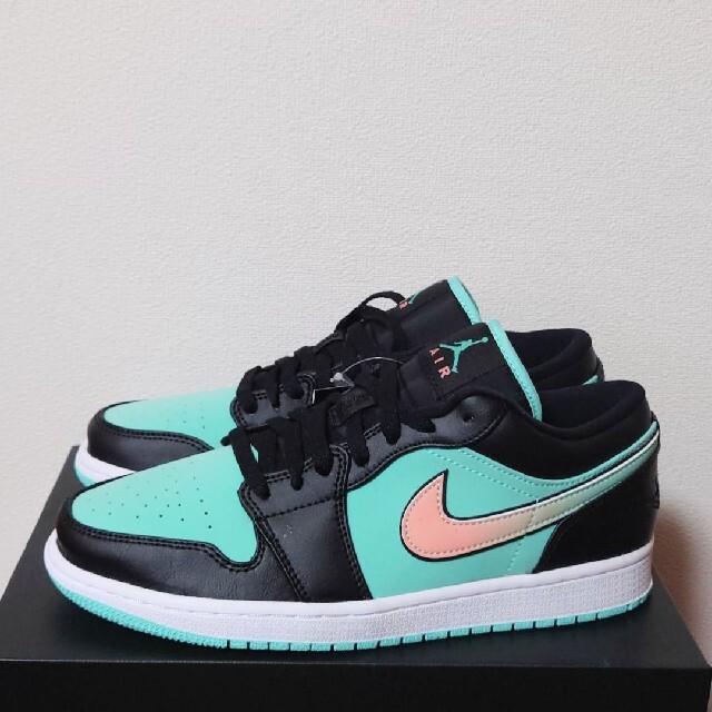 [新品]NIKE AIR JORDAN 1 LOW SE エア ジョーダン 1