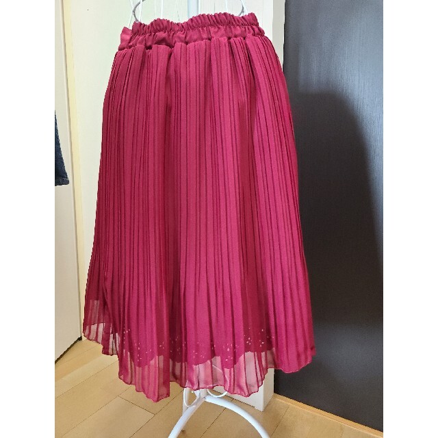 PATTERN fiona(パターンフィオナ)の未使用！パターンフィオナ　リバーシブルスカート レディースのスカート(ひざ丈スカート)の商品写真