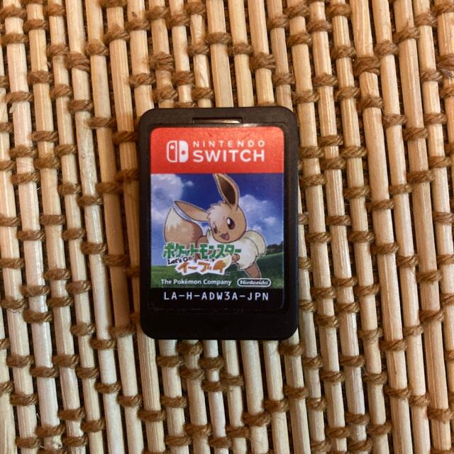 Nintendo Switch(ニンテンドースイッチ)のポケットモンスター　let's goイーブイ　switch エンタメ/ホビーのゲームソフト/ゲーム機本体(家庭用ゲームソフト)の商品写真