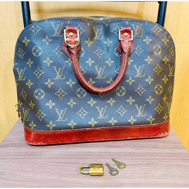 LOUIS VUITTON(ルイヴィトン)のルイヴィトン アルマ　中古 レディースのバッグ(ハンドバッグ)の商品写真