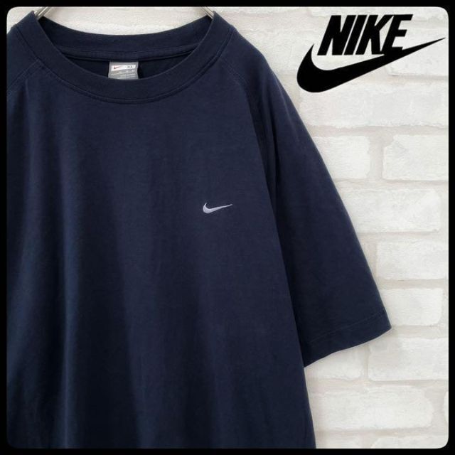 【刺繍ロゴ】NIKE ナイキ Tシャツ　ワンポイント　黒　L 定番