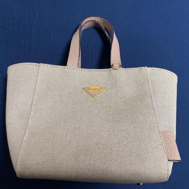 ATAO(アタオ)のIANNE バスケットバッグ coffret（コフレ） レディースのバッグ(ショルダーバッグ)の商品写真