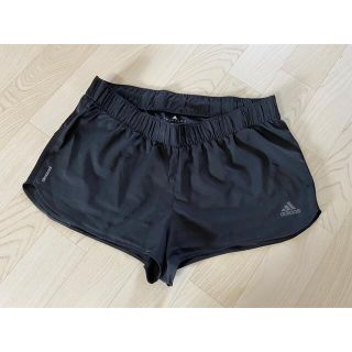 アディダス(adidas)のadidas(ショートパンツ)