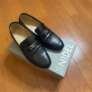 スナイデル(SNIDEL)のSNIDEL ヒールローファー　M 2022ss(ローファー/革靴)