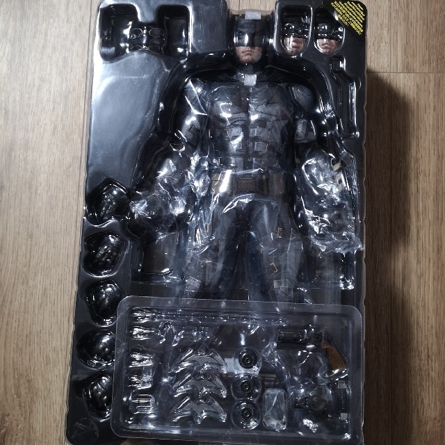 DC(ディーシー)のホットトイズ ジャスティス・リーグ タクティカル バットマン 中古美品 他出品 エンタメ/ホビーのフィギュア(アメコミ)の商品写真