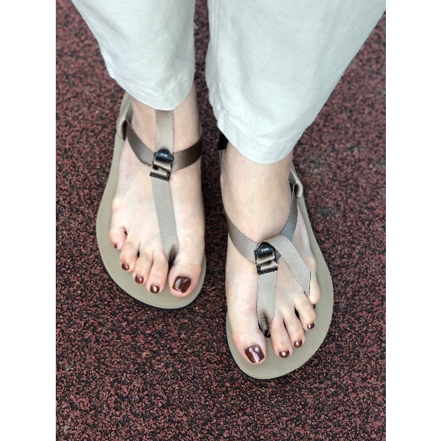 HYKE(ハイク)のHYKE（ハイク）BAREFOOT SANDALS ベアフットサンダル レディースの靴/シューズ(サンダル)の商品写真